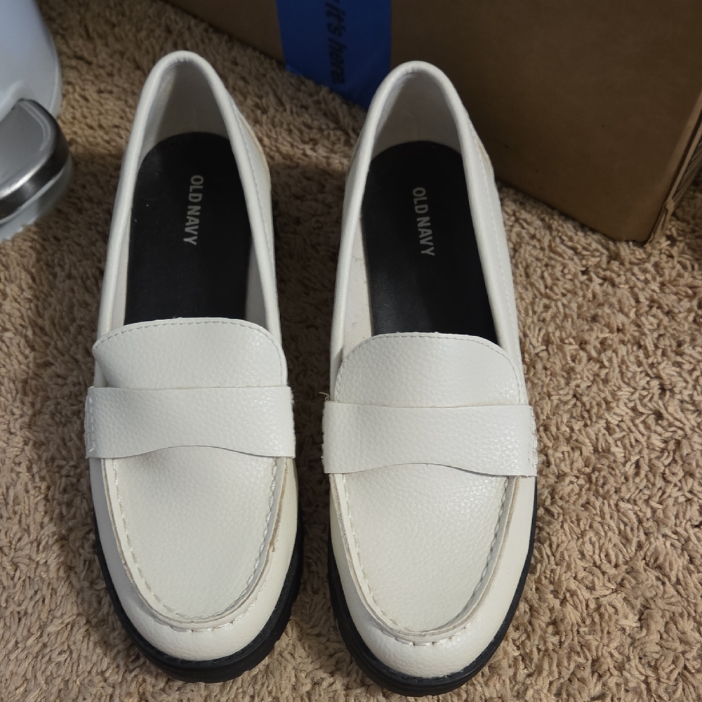 Old Navy White Women's Slip-On Penny Loafers